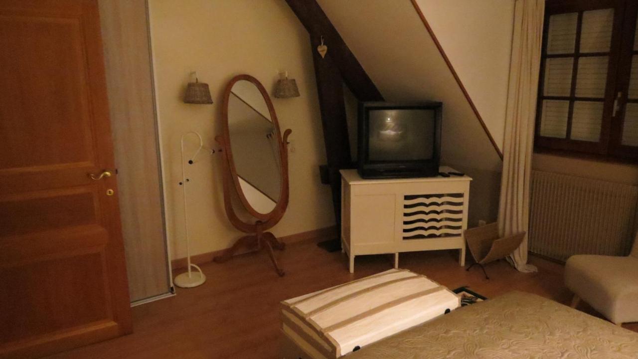 Maison Du Herisson La Capelle Екстериор снимка